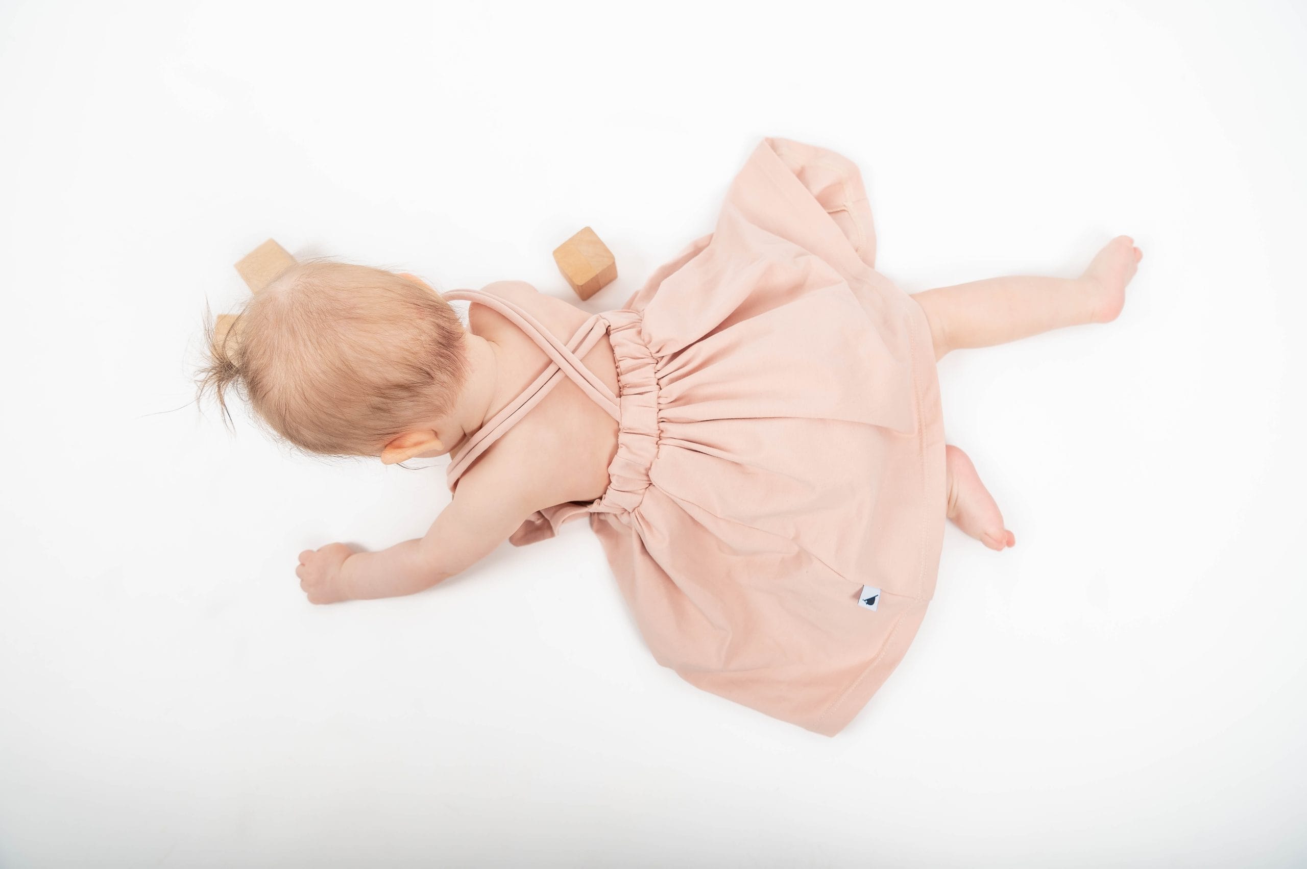Dress with knot - Image 7