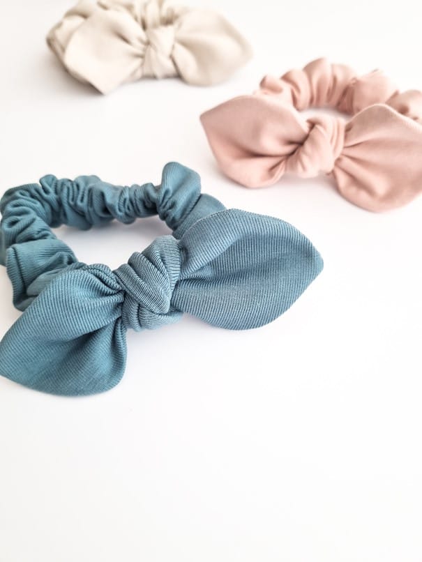 Scrunchie elastika s pentljico