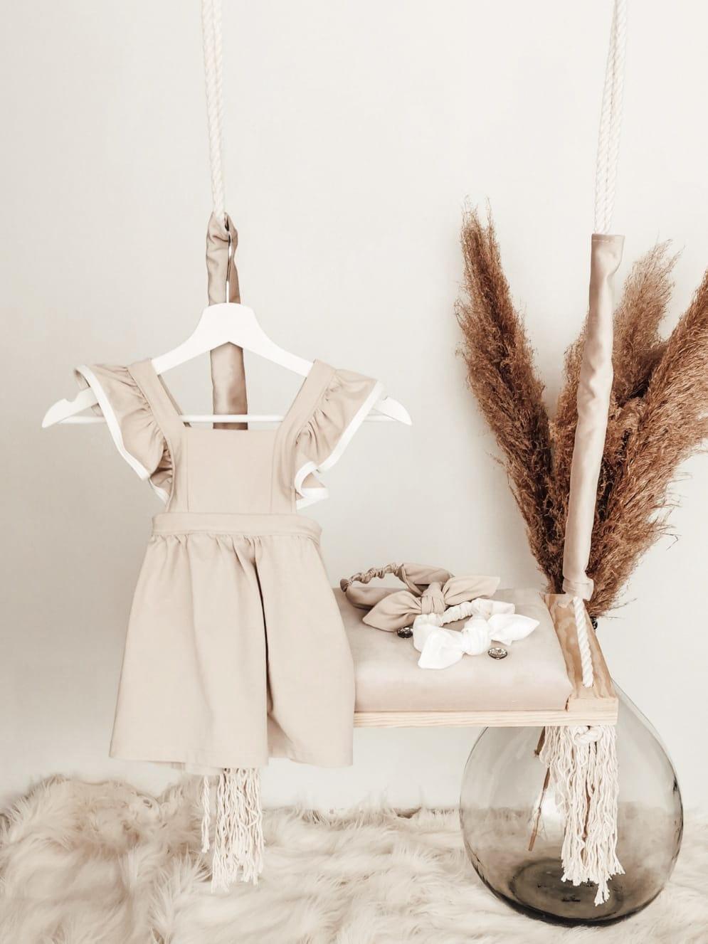 Pinafore dress with white retro hem
