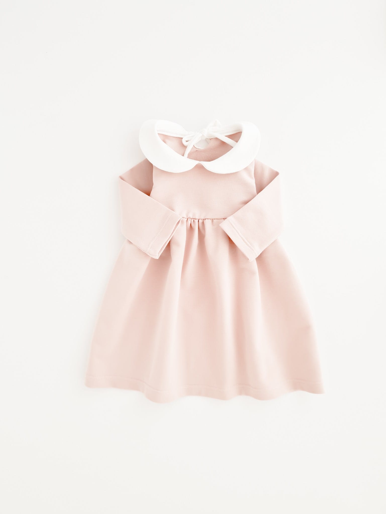 Peter Pan collared dress